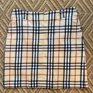 Burberry Skirt - Size 8 - Like New